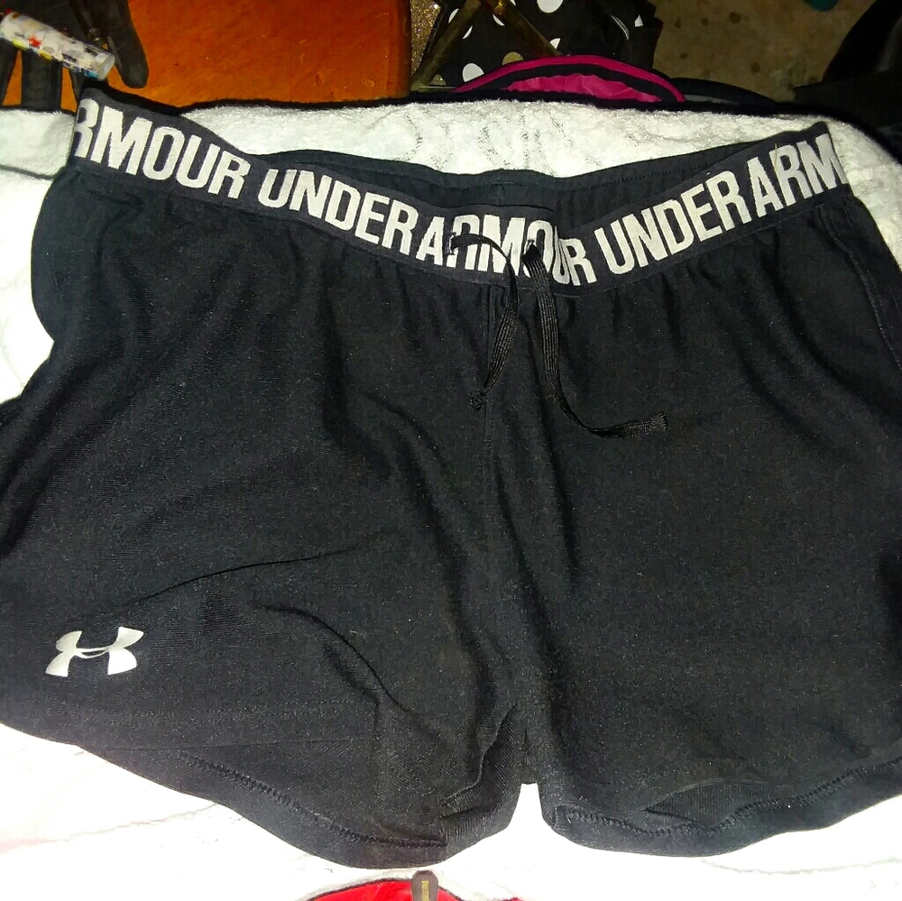 UA athletic shorts size small